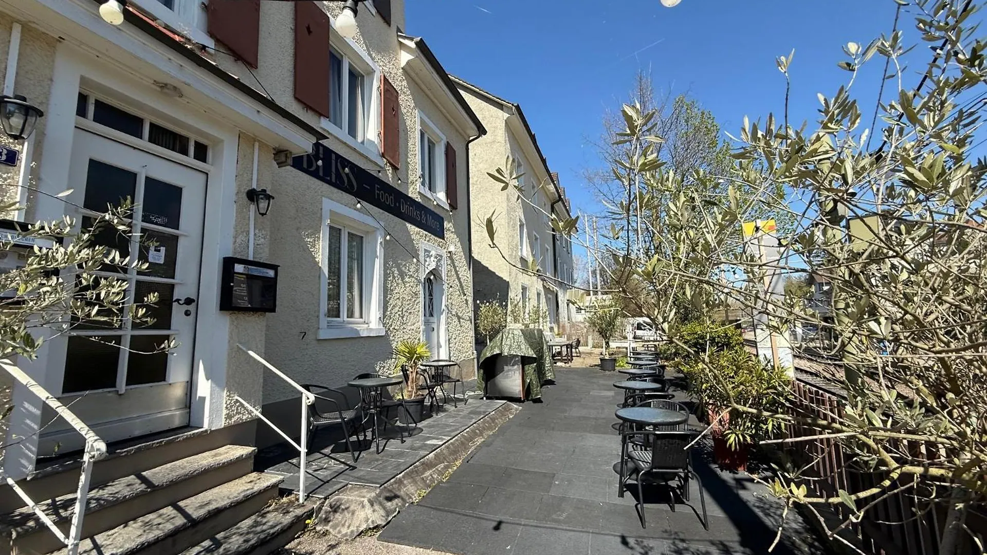 Binningen Bliss Basel Residence שוויץ