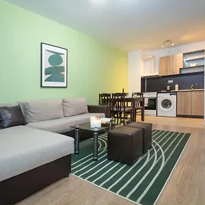 Modern And Bright Near Center - Free Parking Aparthotel Sofia